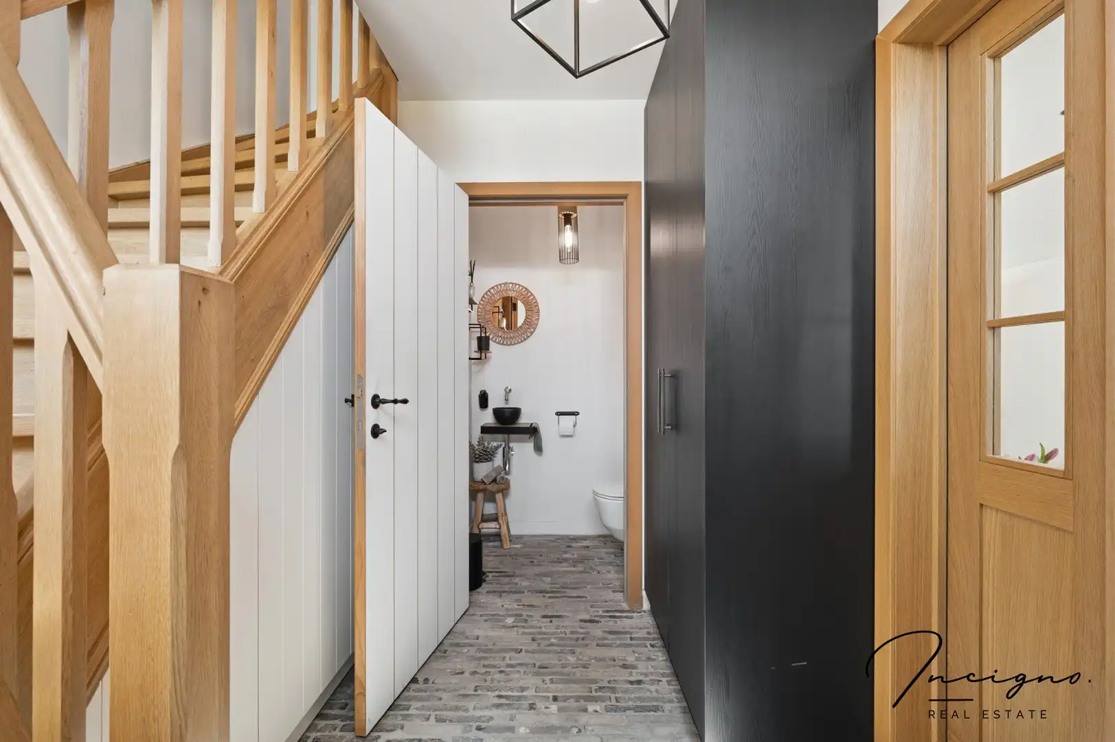 Recente stijlvolle BEN woning op een perceel van +- 15a foto 3