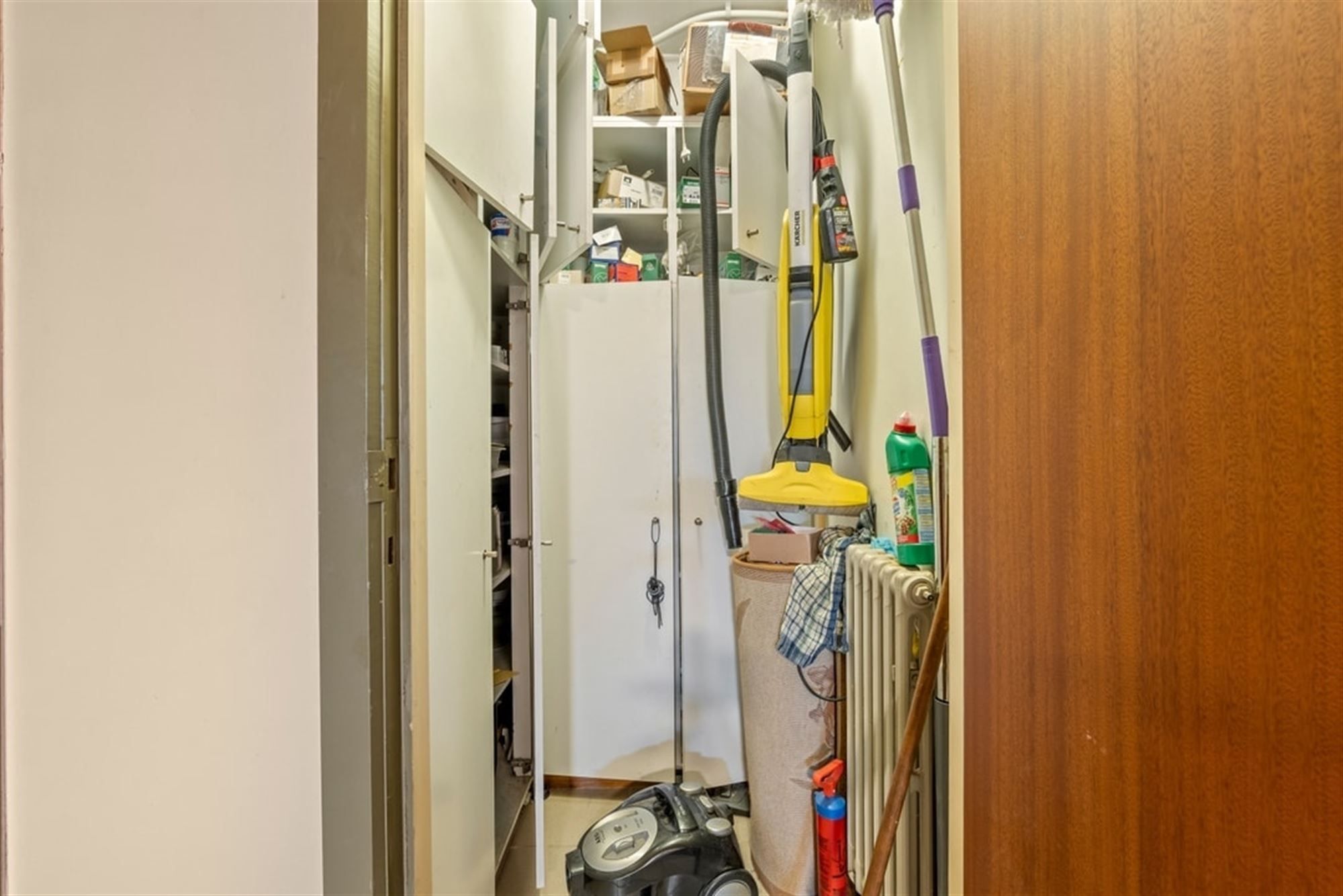 VERGUND GEMEENSCHAPSHUIS MET 15 INDIVIDUELE KAMERS foto 51