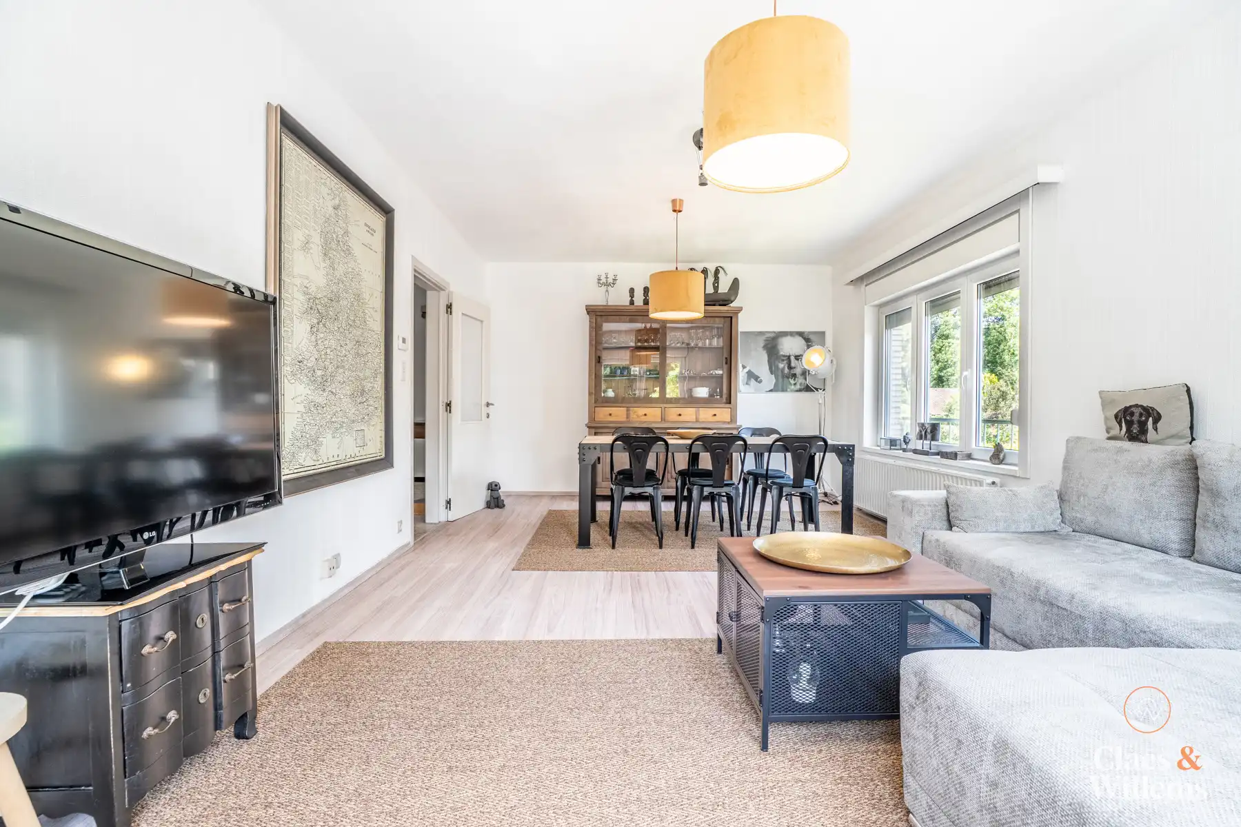 Instapklaar appartement met garage foto 3