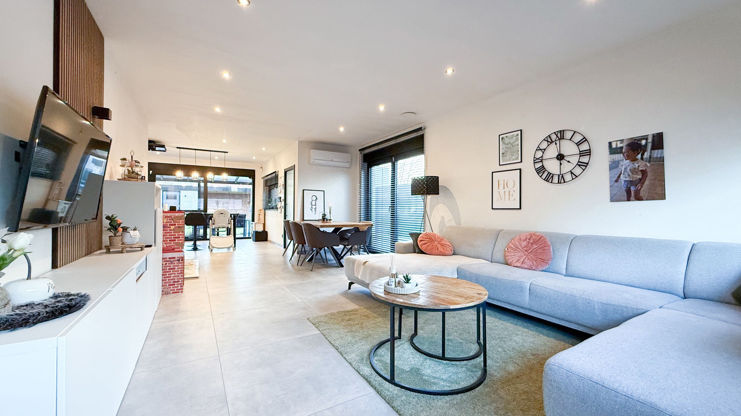 Moderne halfopen bebouwing (3 jaar oud) nabij E313 & E314! foto 5