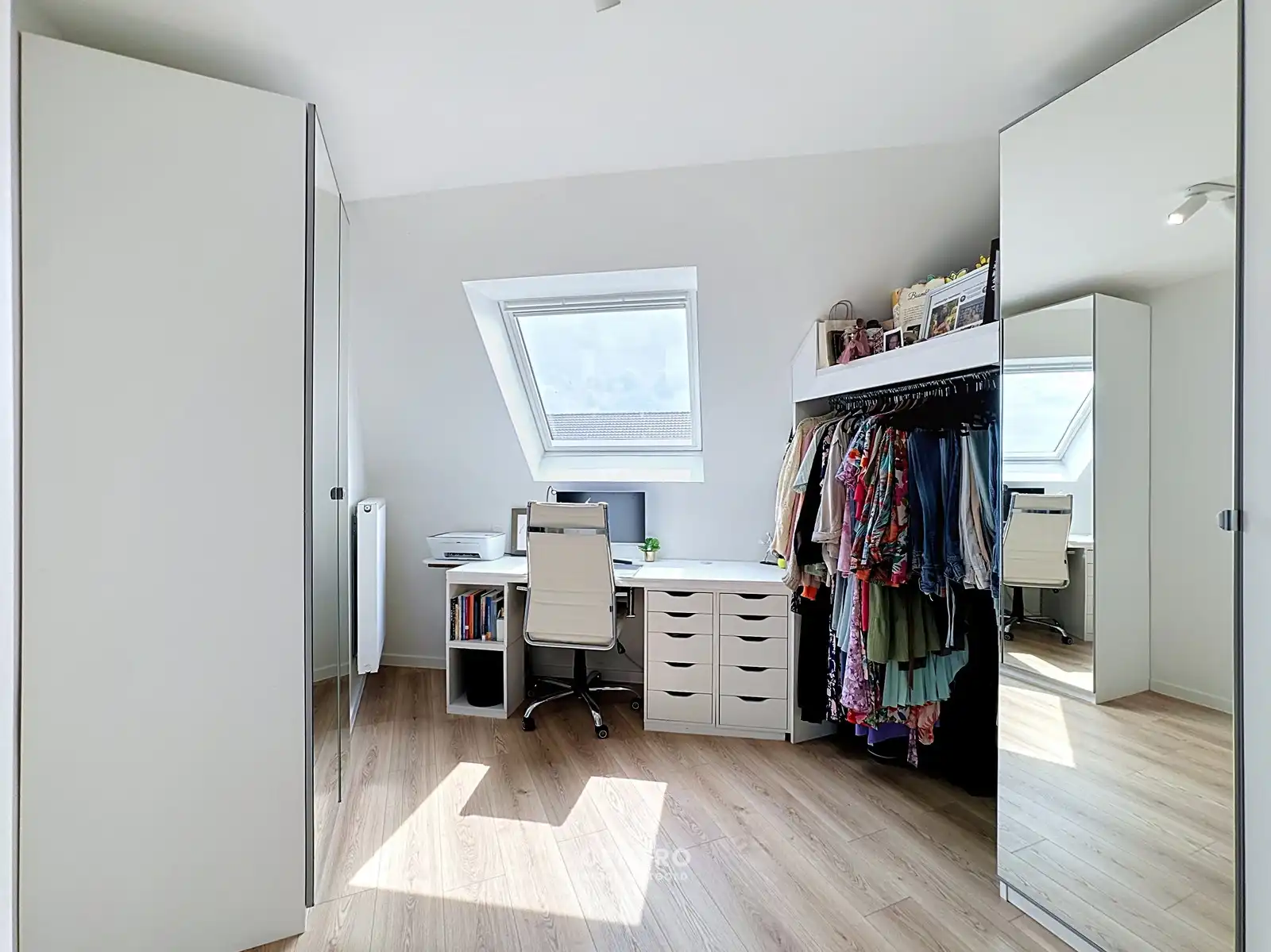 LEUK appartement met 2 slpk én 2 badkamers! foto 18