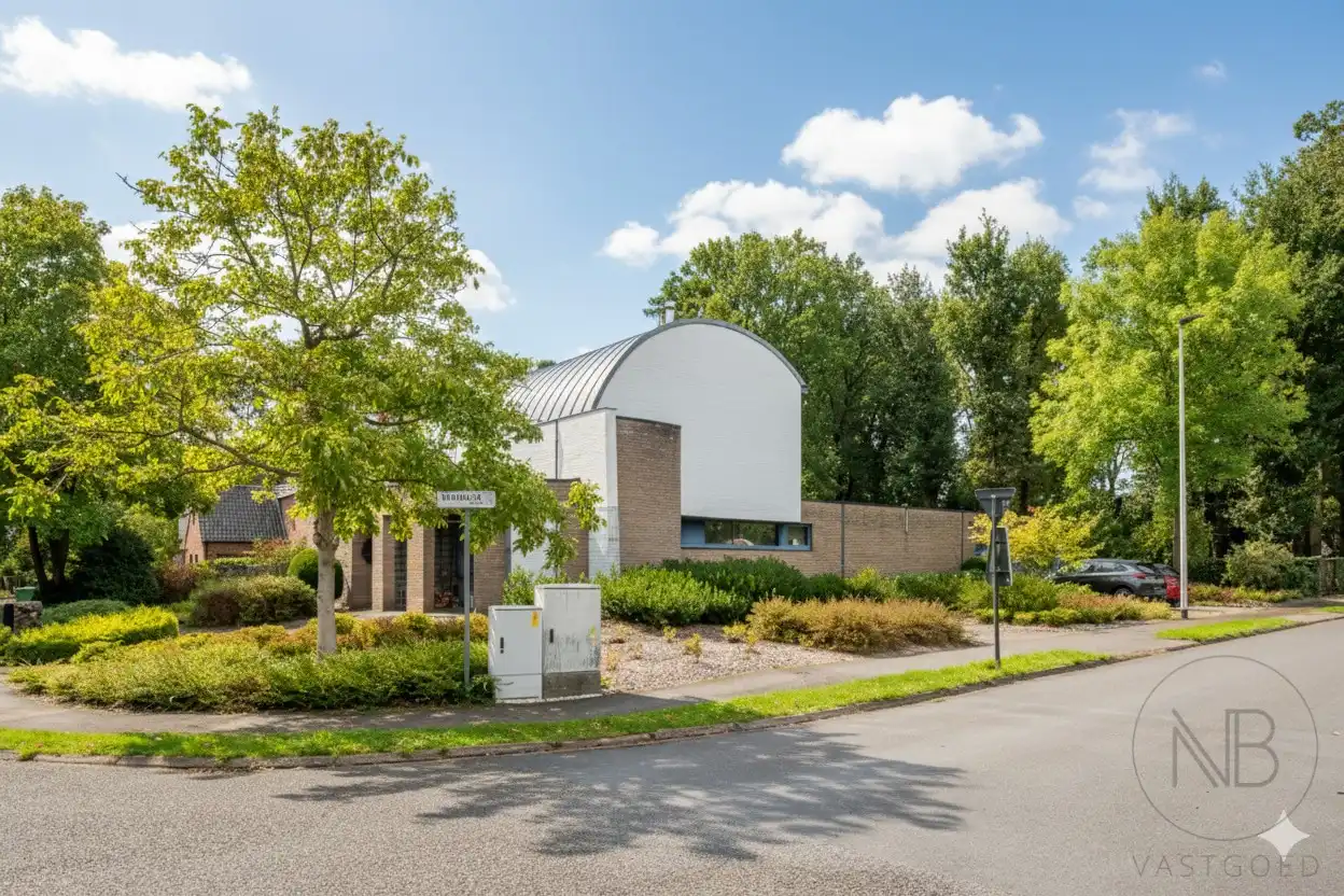 Moderne villa  met zwembad op toplocatie in Genk - instapklaar en future-proof foto 43