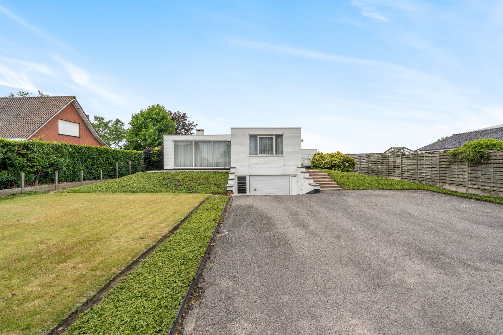 Hoofdfoto van de publicatie: Alleenstaande woning met prachtig uitzicht op 946 m2!