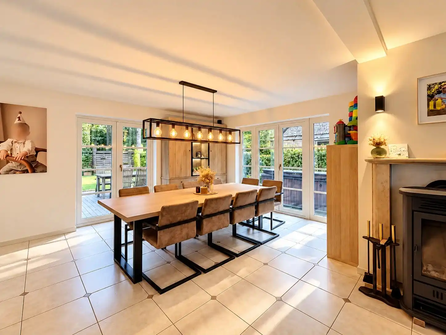Instapklare woning met 4 slaapkamers op een mooi perceel. foto 6