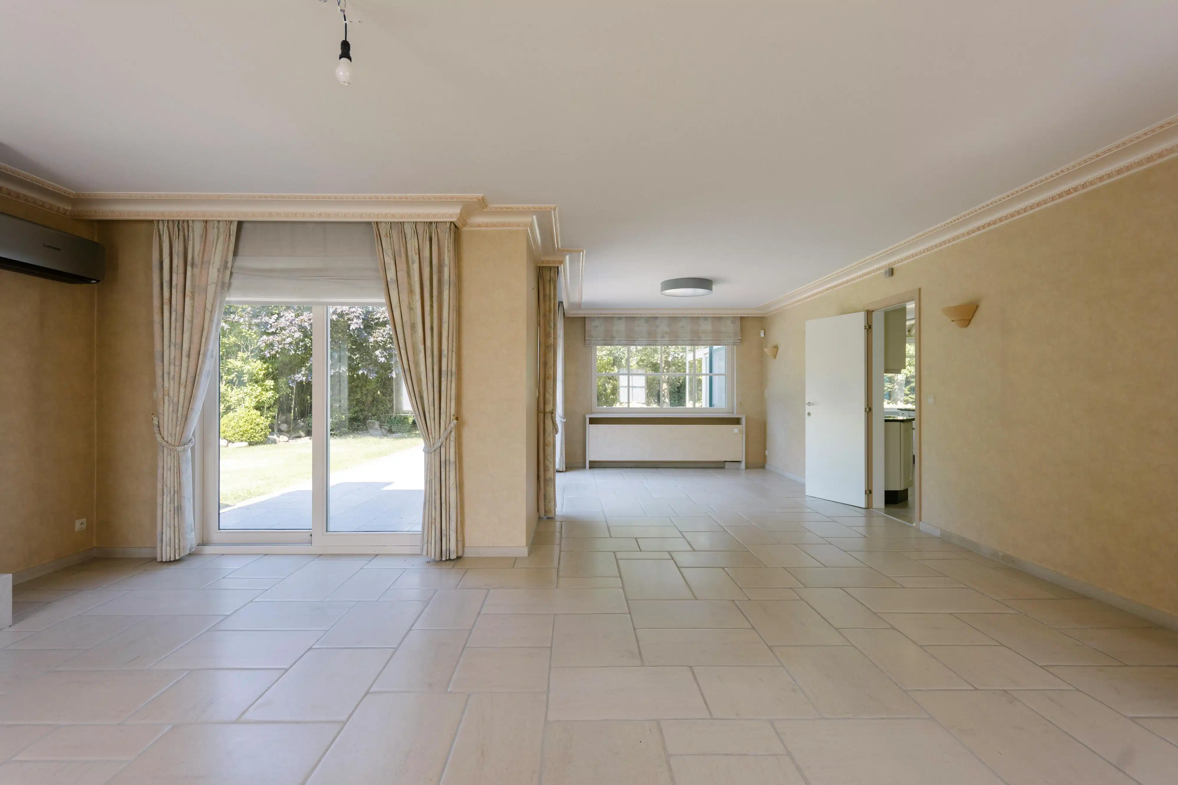 Exclusieve villa op royaal perceel nabij het Sterrebos foto 11