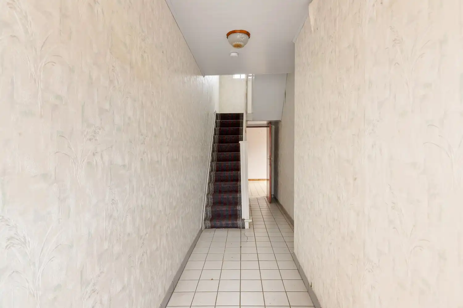 Totaal te renoveren halfopen bebouwing op goede locatie in Lier foto 14