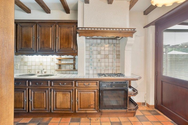 Halfopenbebouwing met drie slaapkamers, tuin en garage foto 6