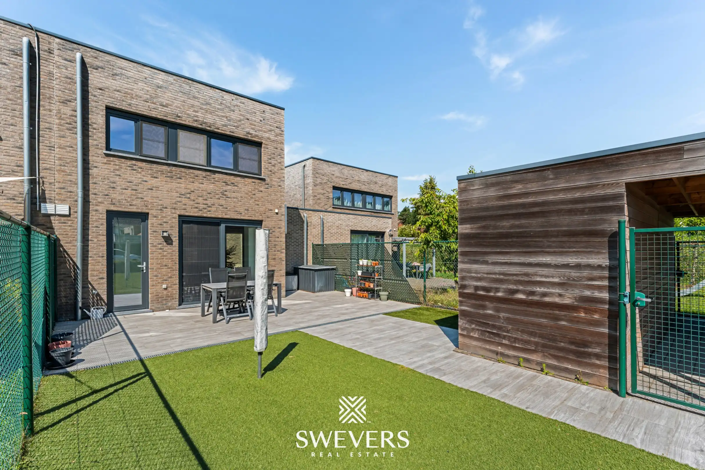 Gezinswoning met drie slaapkamers op toplocatie foto 25