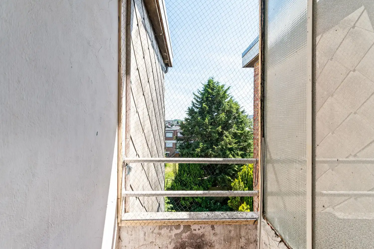 Licht op te frissen appartement met ruime living van 40 m² en nieuwe keuken foto 5