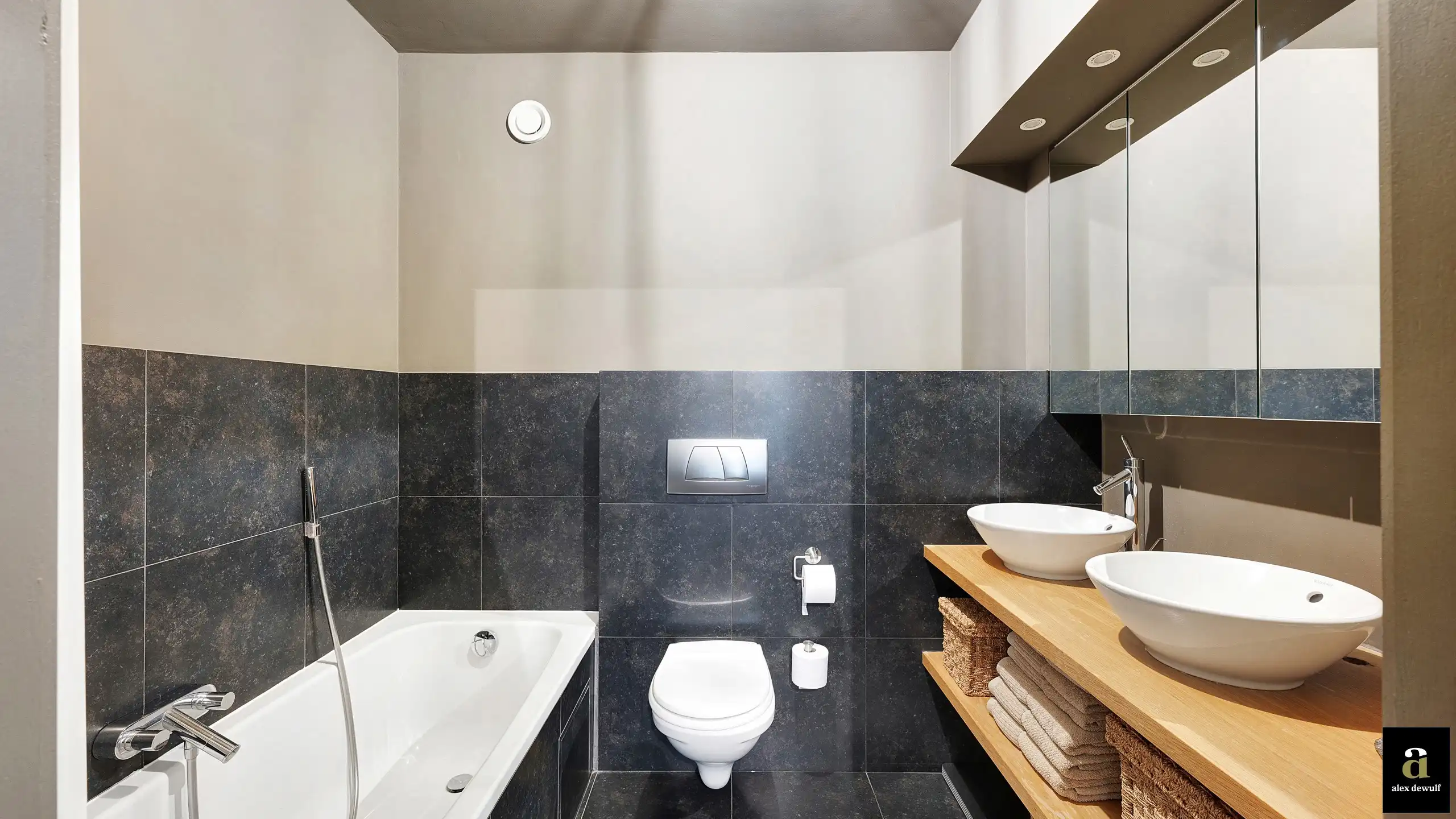 Zuidgericht appartement met zonnig terras en open uitzicht   foto 25