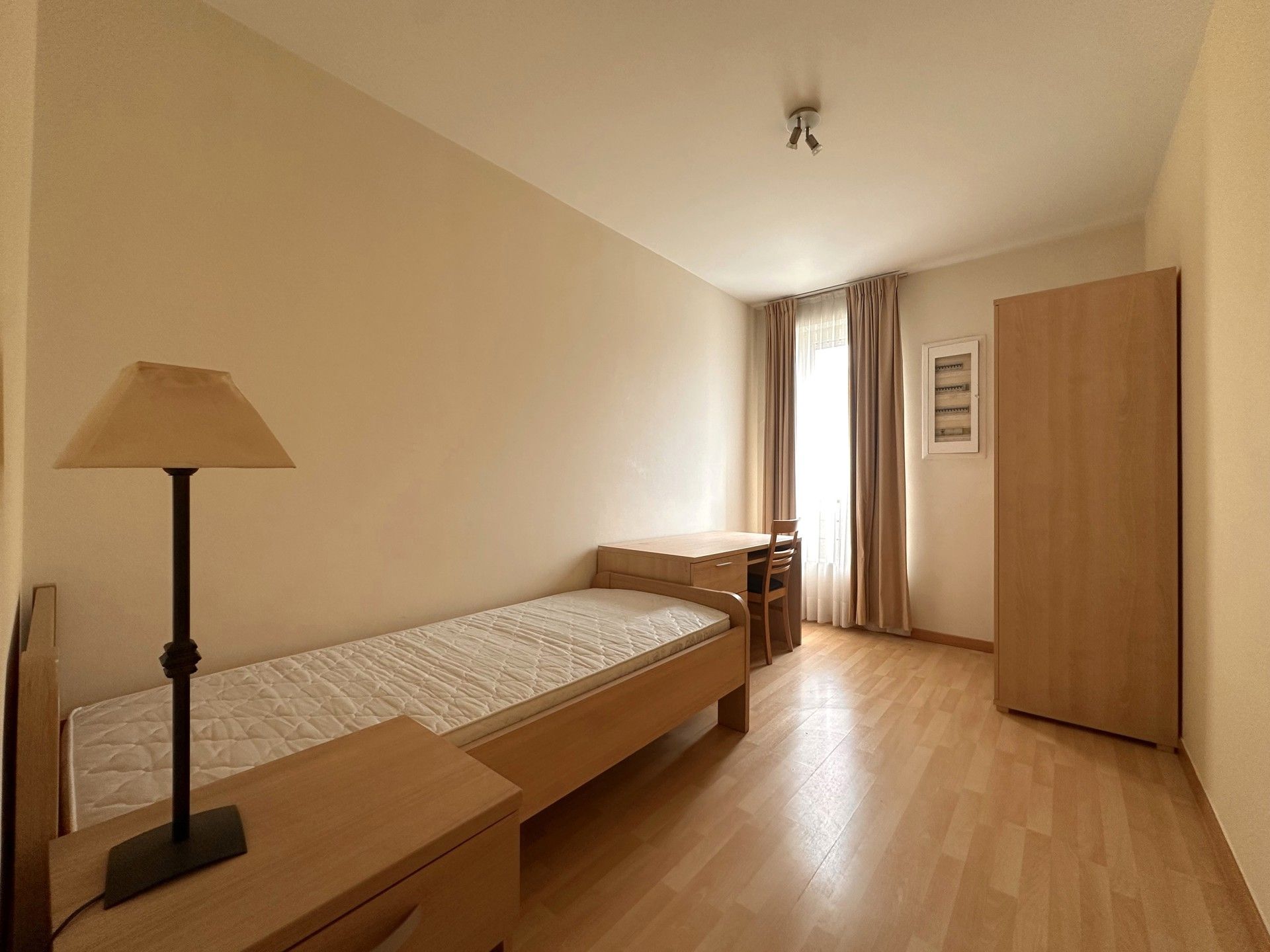 SCHAERBEEK – Instapklare 2-slaapkamerflat nabij Europese instellingen foto 9