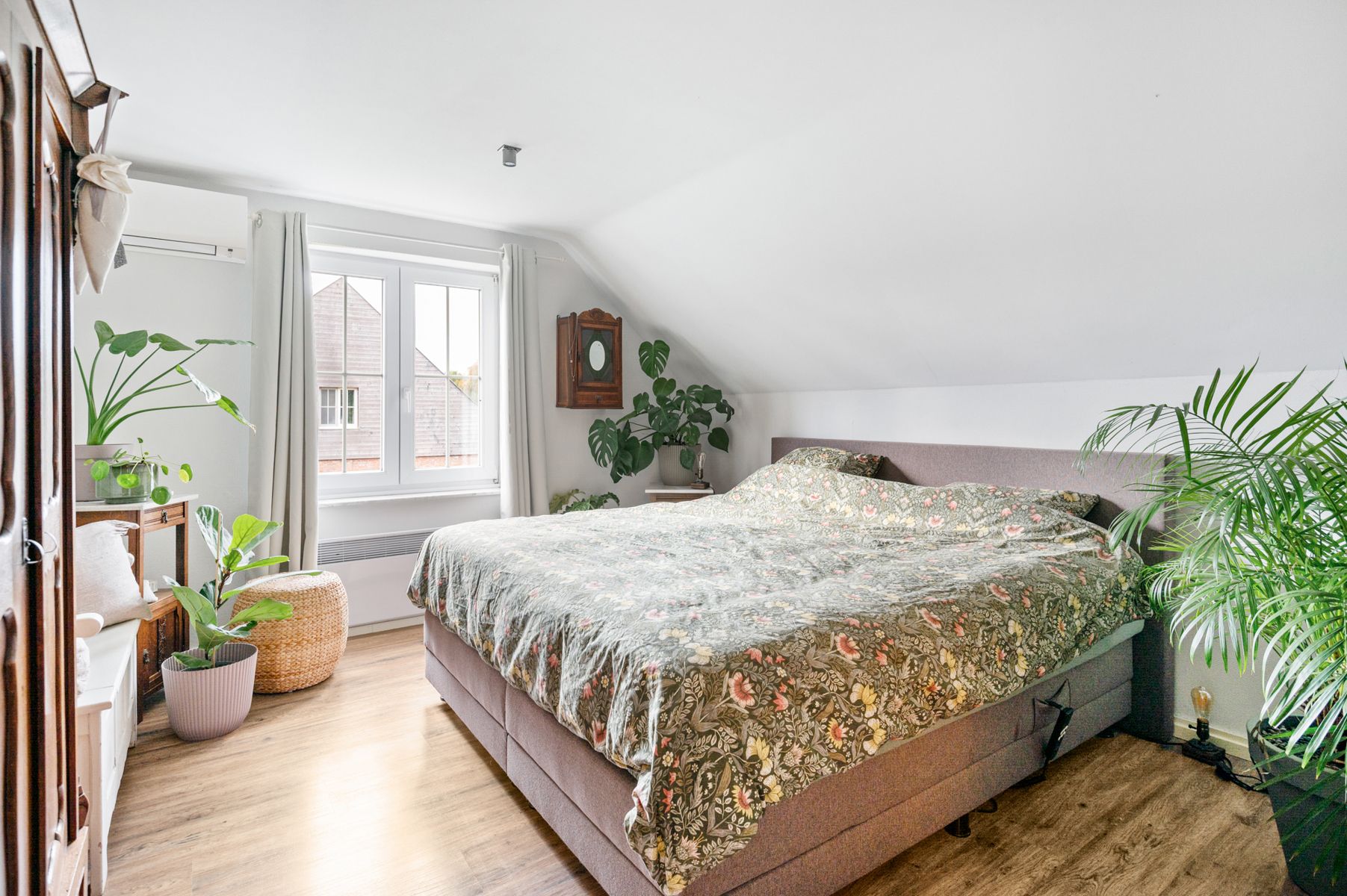 Ruime woning met grote tuin en garage op  1650m2 foto 13