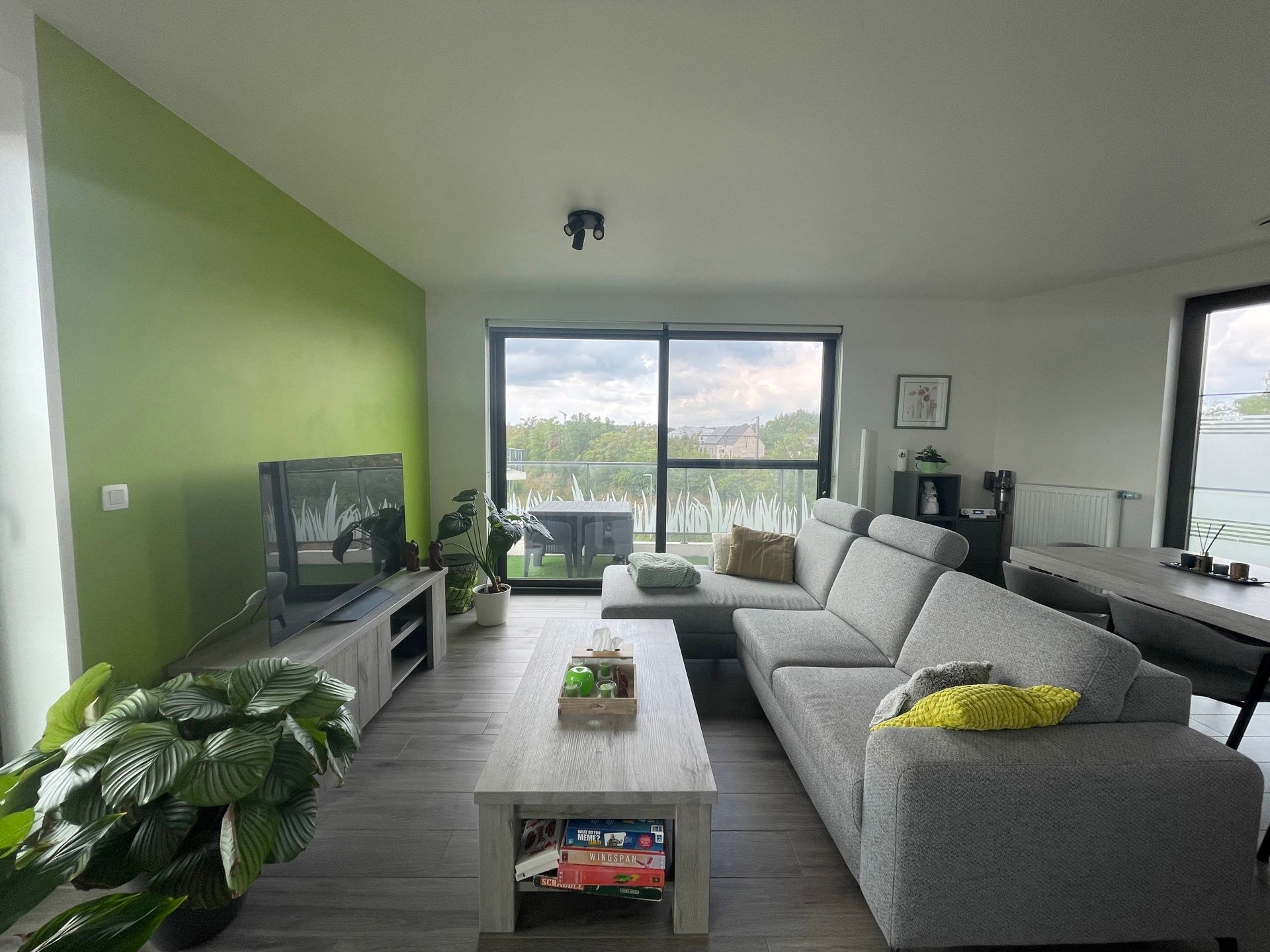 Prachtig instapklaar tweeslaapkamer appartement foto 2