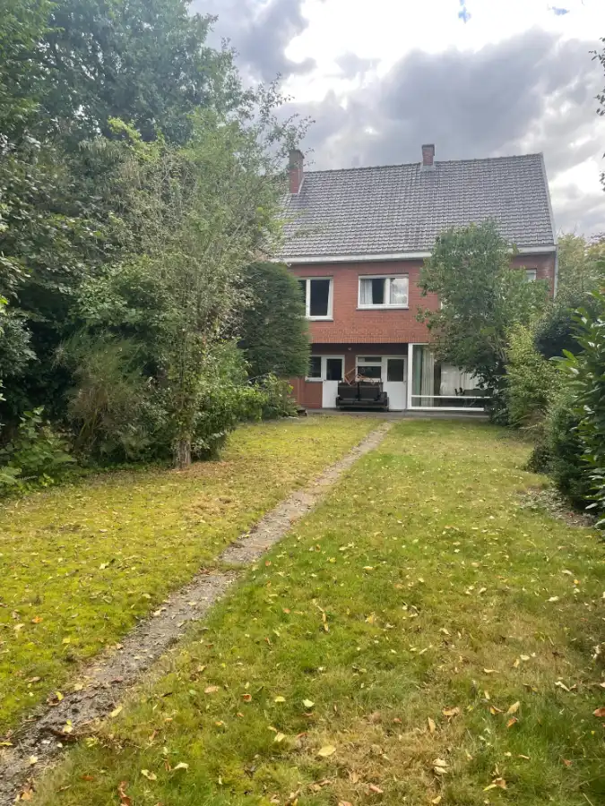 4-slpk EENGEZINSWONING + tuin foto 40