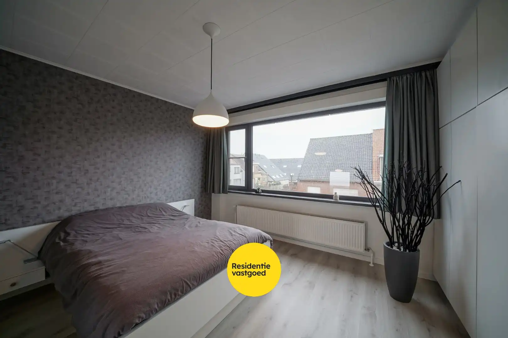 Ruime bel-étage woning met tuin en garage op rustige ligging te Bredene foto 17