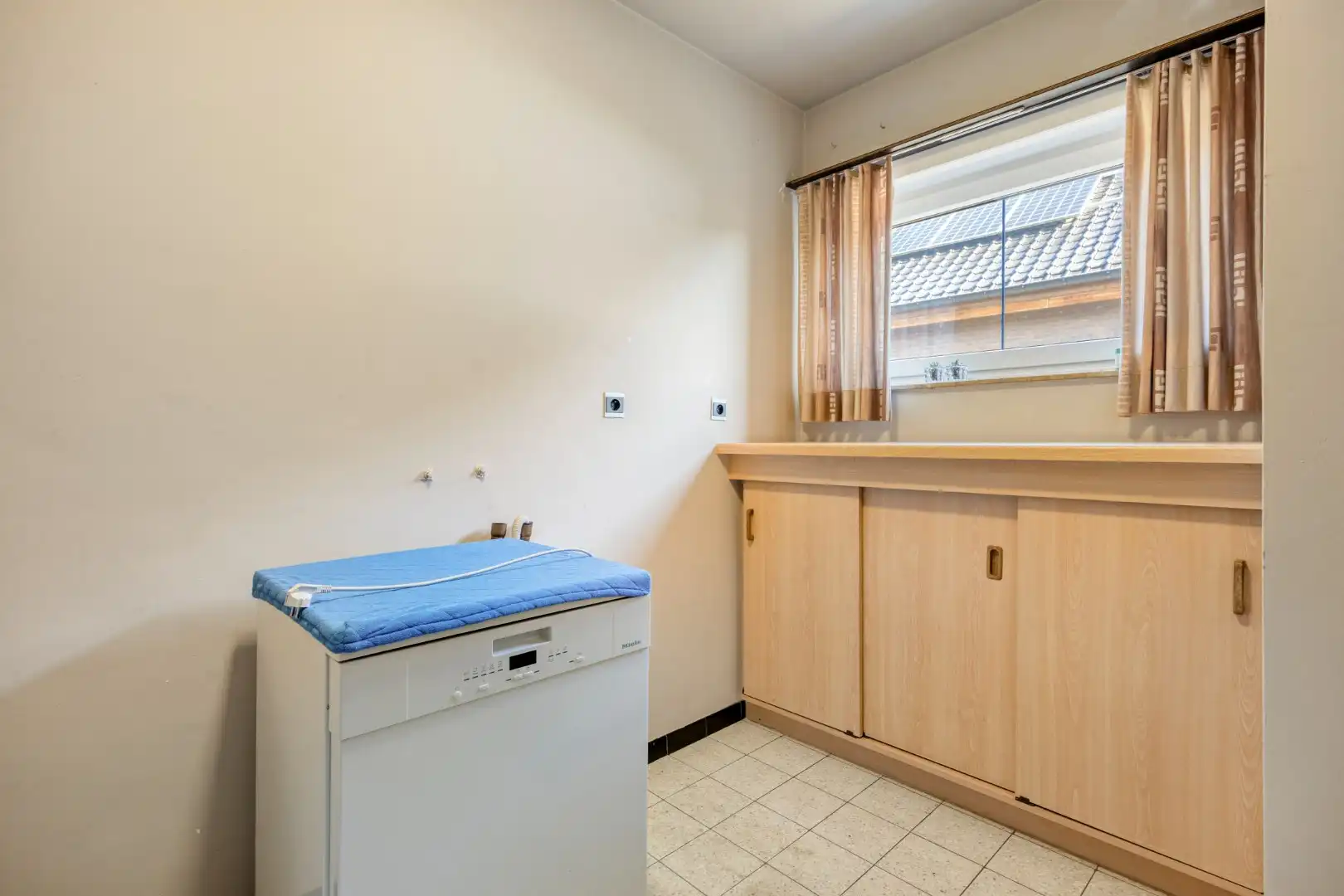 Gelijkvloerse woning met 3 slpks, rustig gelegen op 868 m² ! foto 19