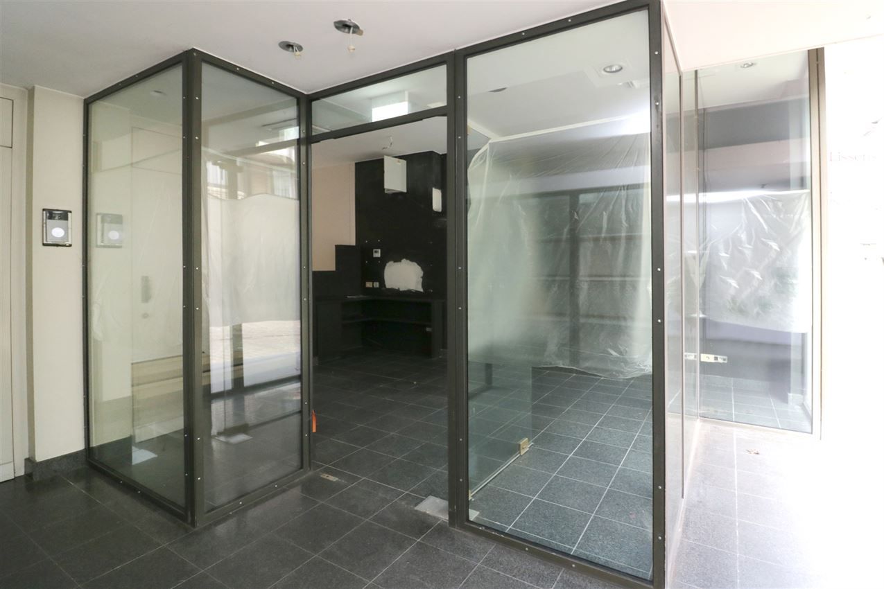 Winkel-of kantoorruimte nabij de Grote Markt foto 6