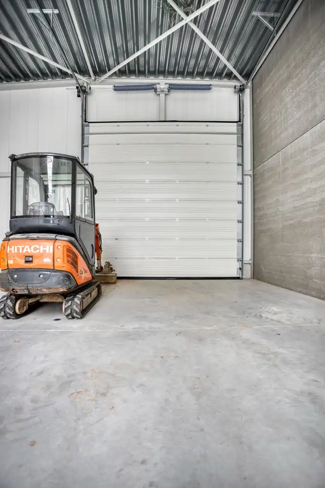 Nieuwbouwloods van 430 m² op toplocatie in Europark, Lanaken, te huur! foto 10