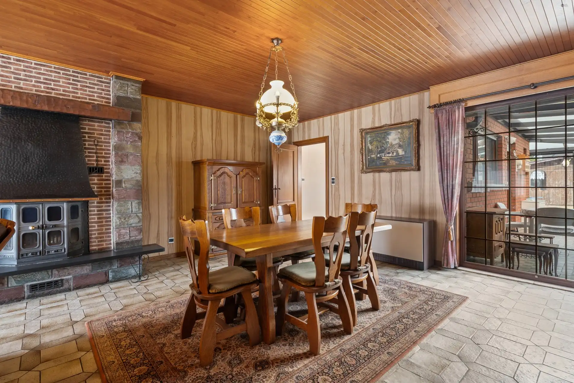 degelijke woning met veel mogelijkheden foto 3