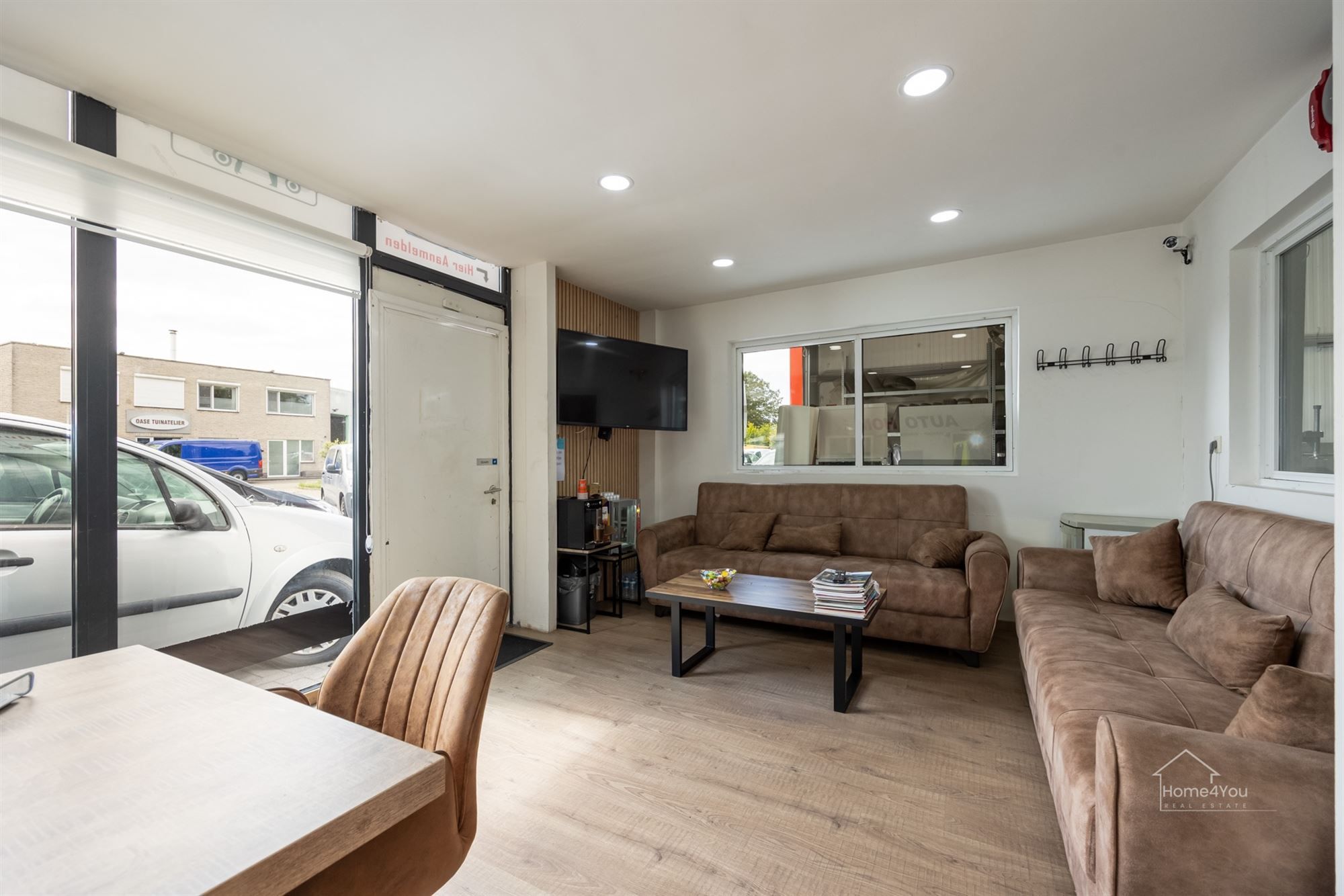 Nijverheidsgebouw + woning  foto 7