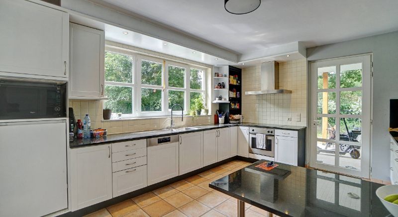 Keerbergen grens Rijmenam - zeer ruime villa 430m² op 18 are foto 8