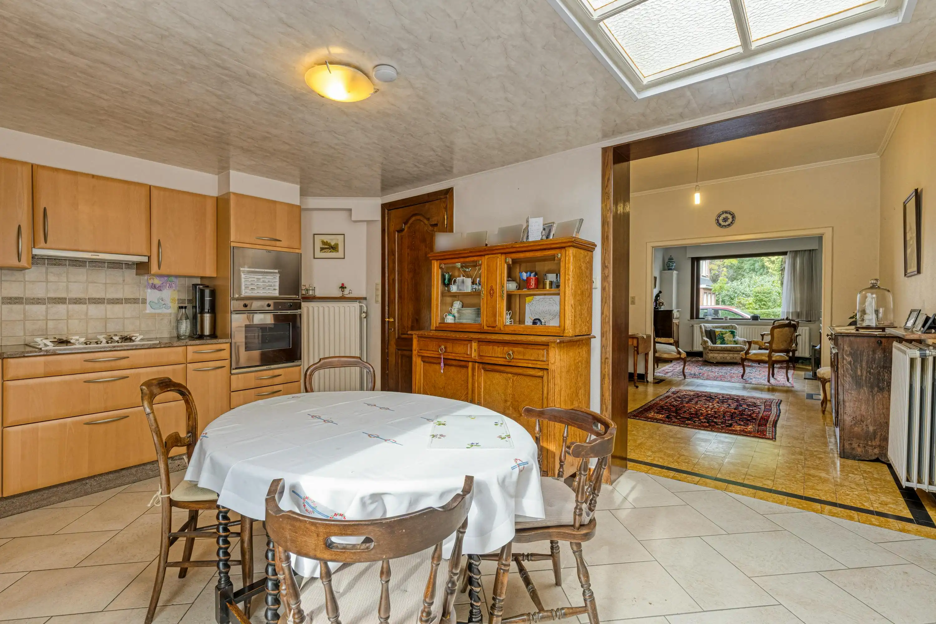 Huis te koop met veel mogelijkheden en tuin te Gentbrugge  foto 9