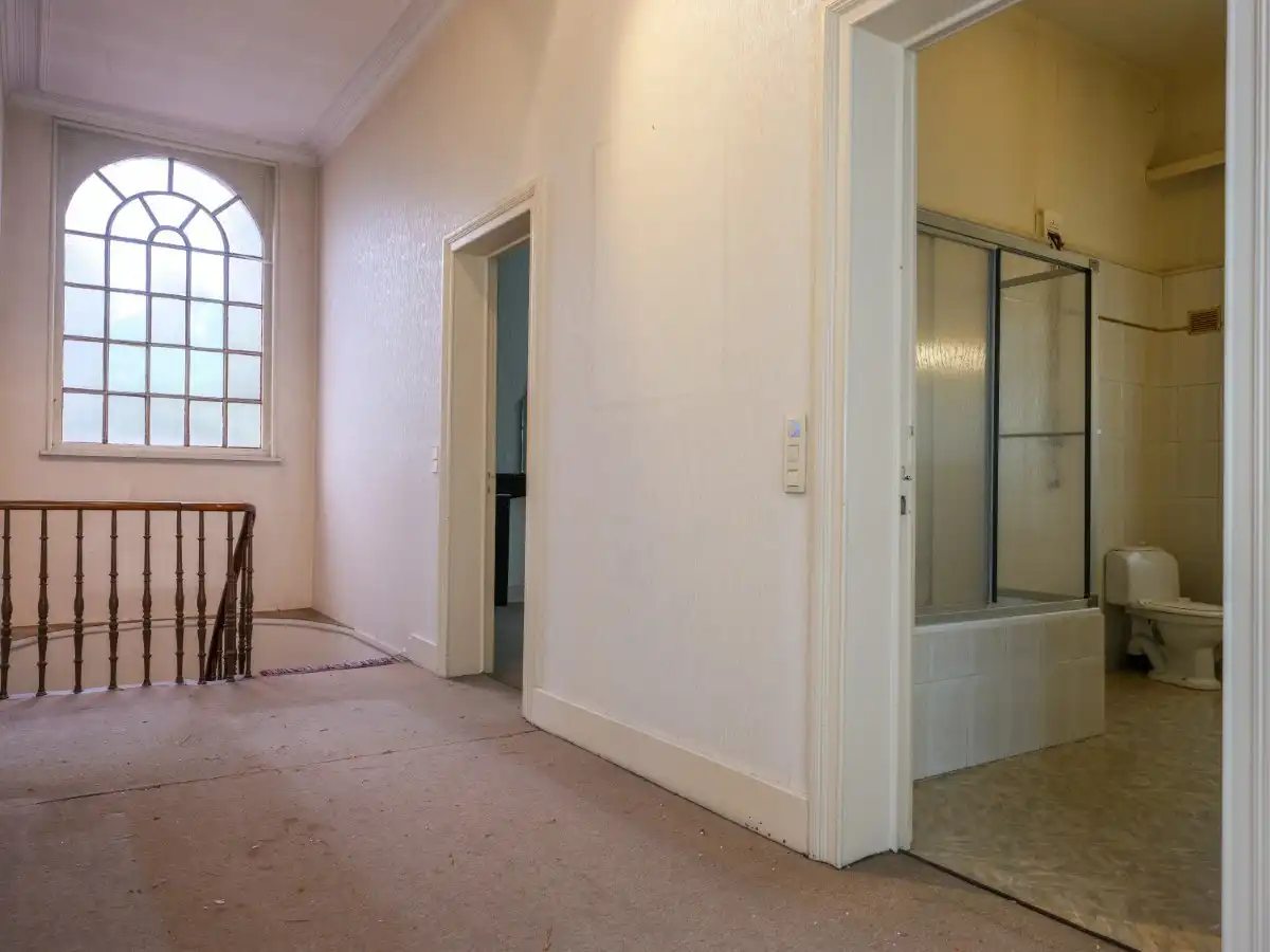 Izegem – Karaktervolle pastoriewoning met diepe tuin en tal van mogelijkheden foto 20