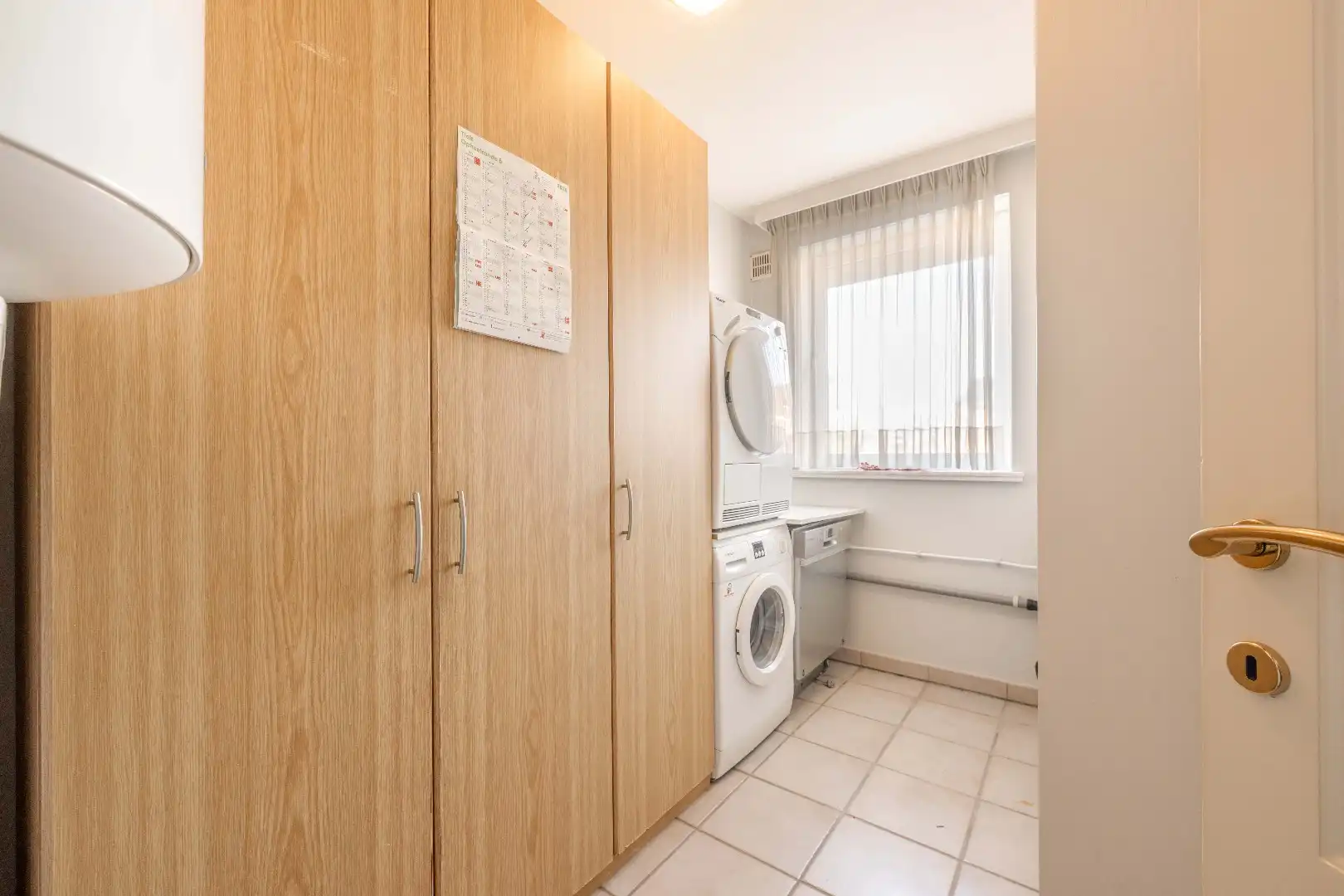 INSTAPKLAAR APPARTEMENT (107 m²) - GARAGE EN KELDERBERGING INBEGREPEN foto 10