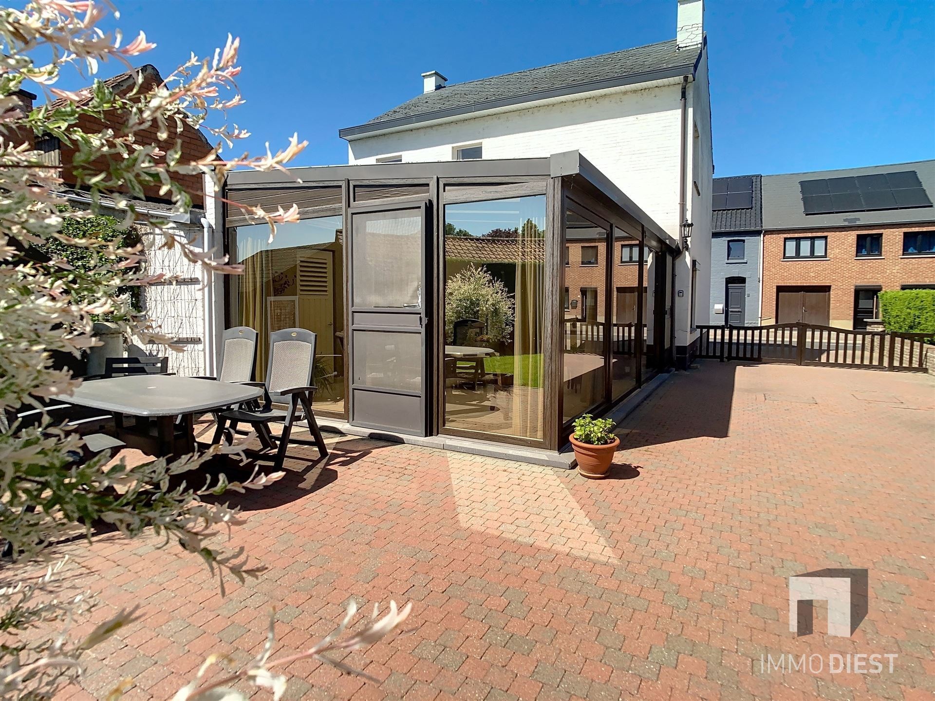 Opknapper met karakter, voor starters of investeerders foto 37
