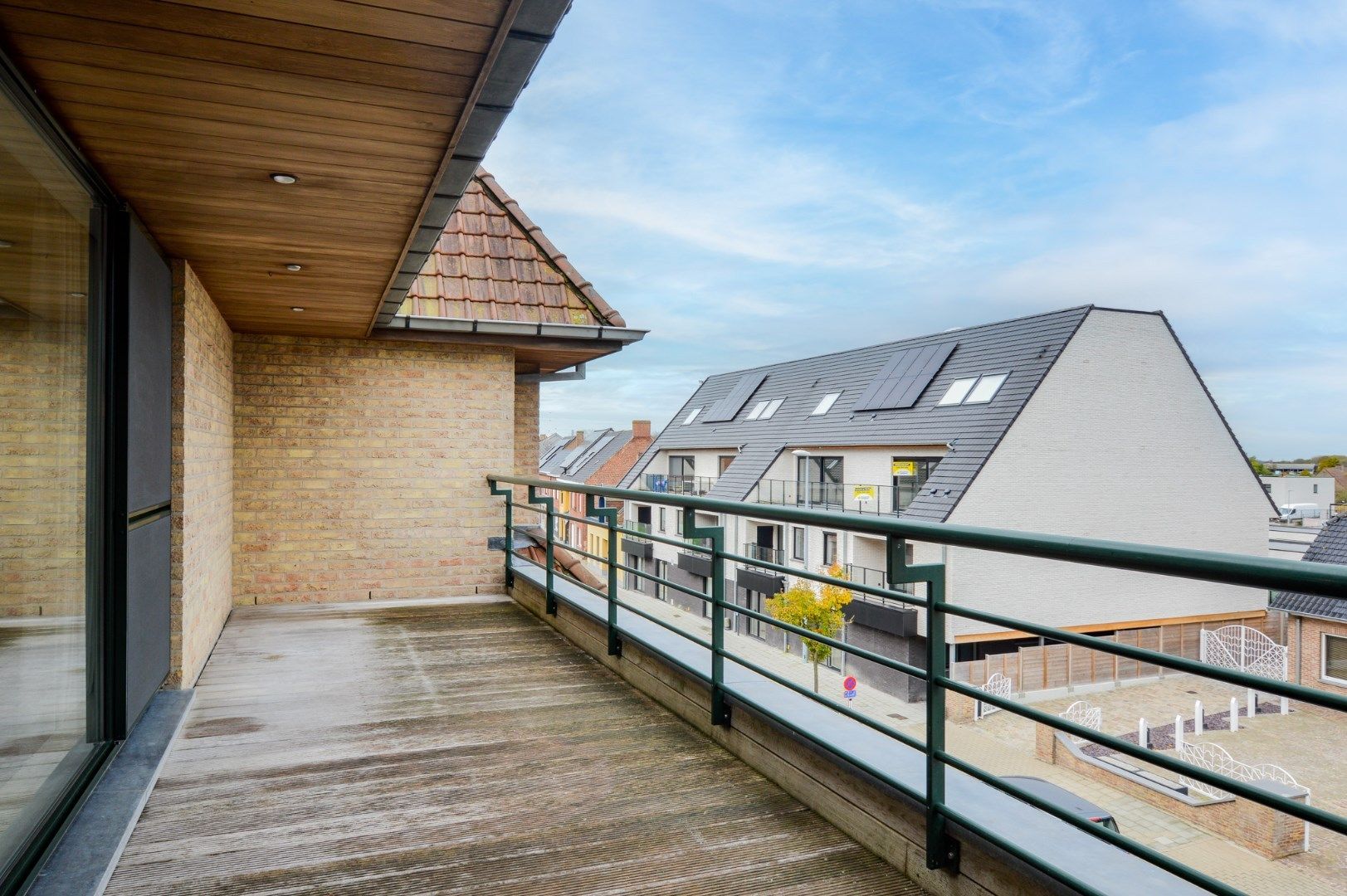 Ruim en comfortabel duplexappartement te Eernegem foto 5