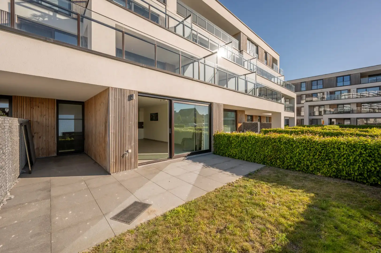Instapklaar appartement met garage in Bredene foto 10