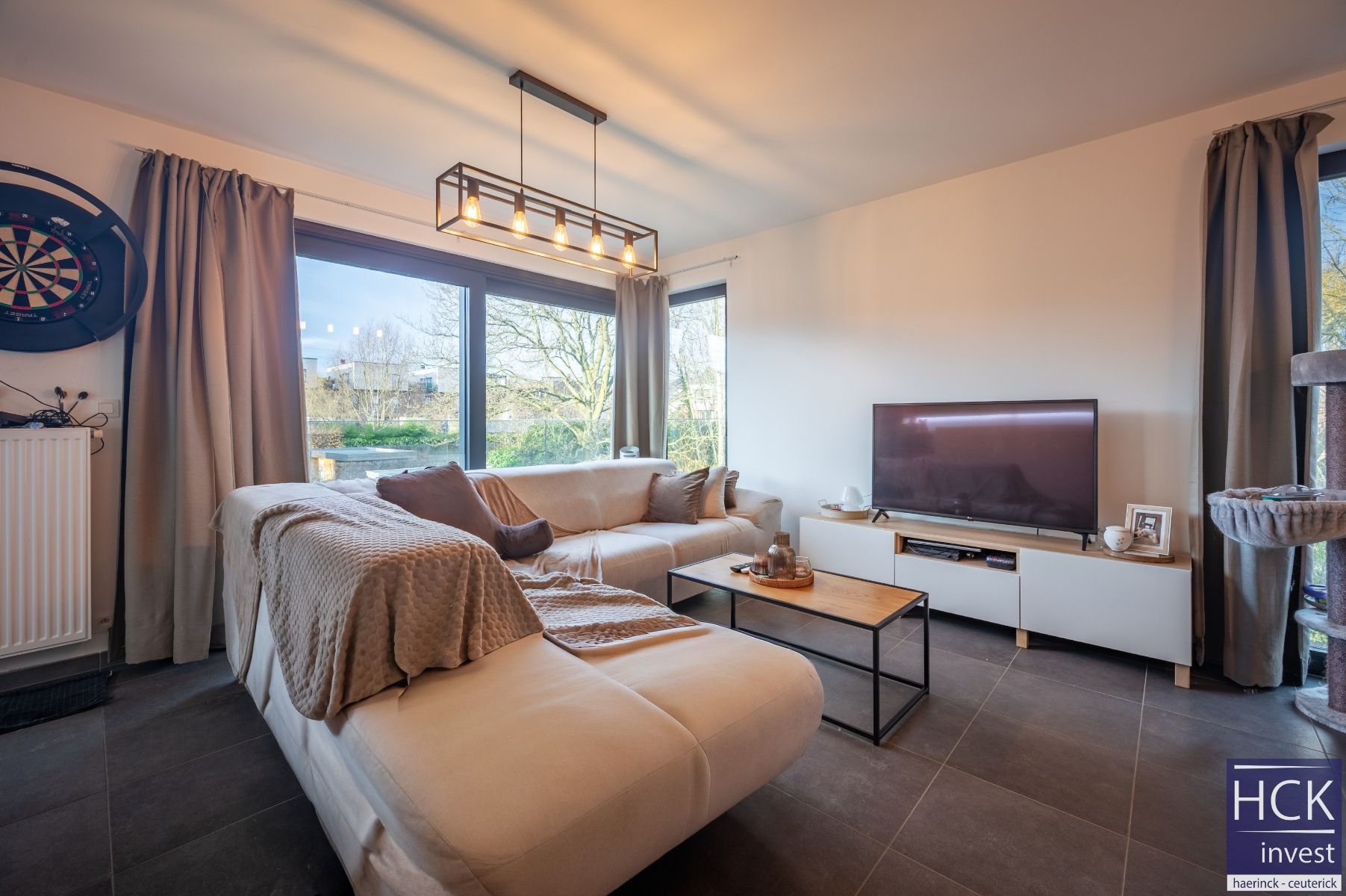 KRUISHOUTEM - Knap APP. met 2 SLPK. én autostaanplaats pal in centrum foto 4