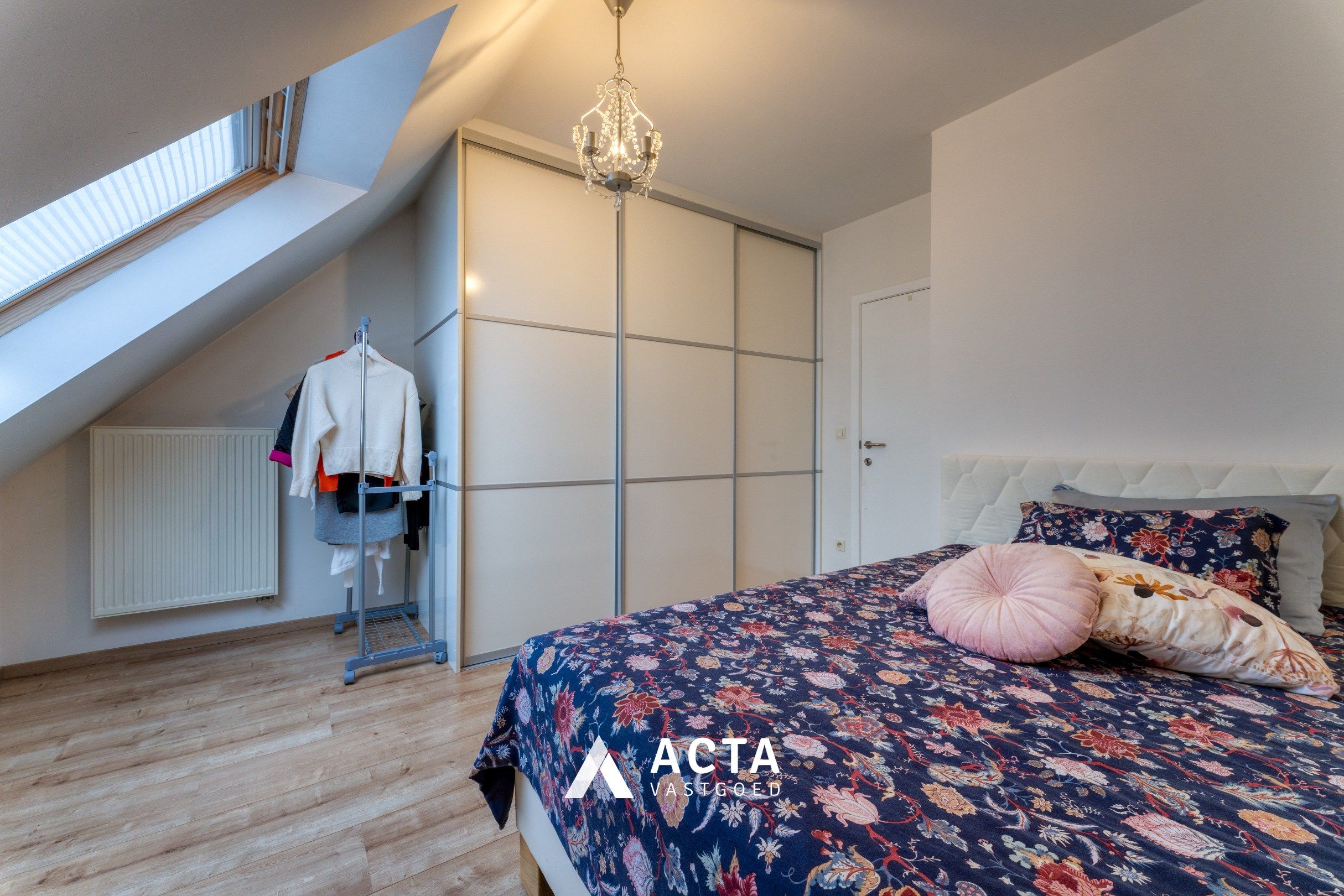 Instapklaar duplexappartement met twee slaapkamers en terras! foto 12