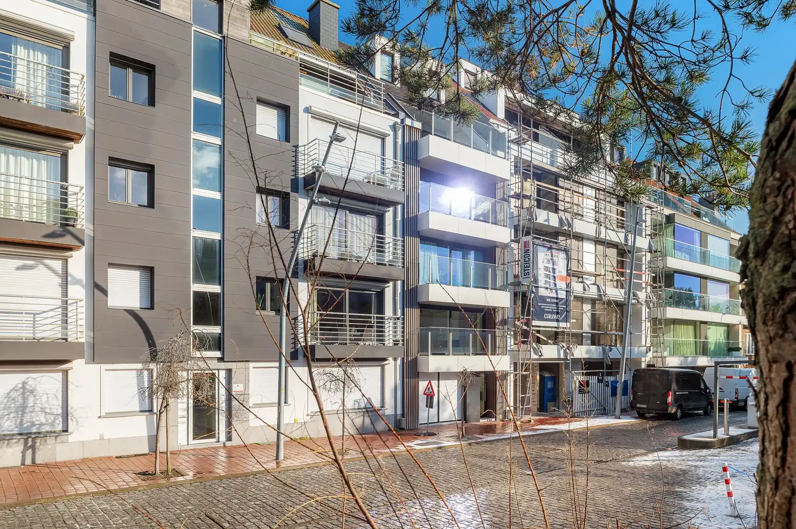 Instapklaar appartement, in het commerciële centrum van Knokke en vlakbij de zee. foto 6