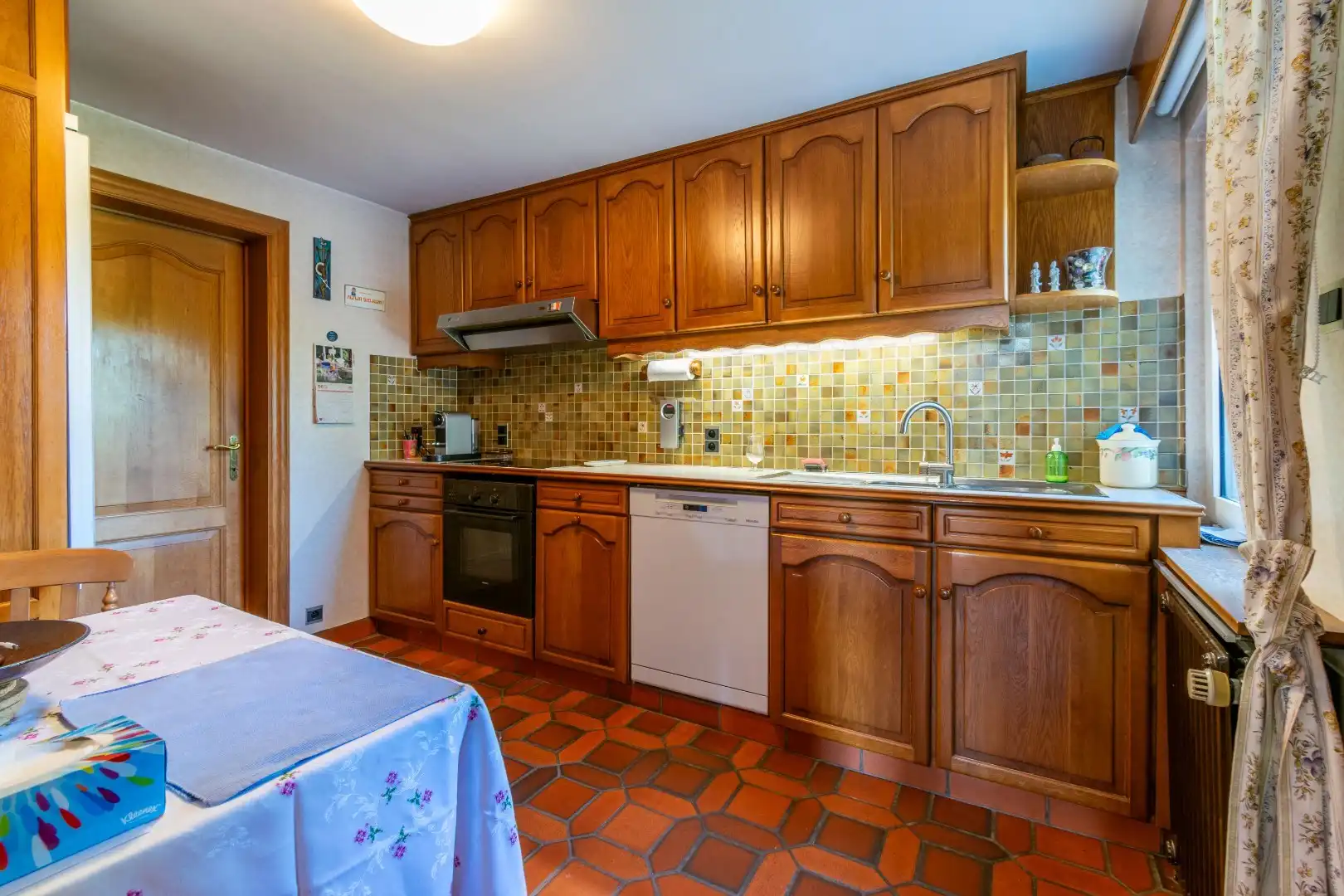 GELIJKVLOERSVILLA (EPC: C) MET 4 SLAAPKAMERS OP 20 ARE ! foto 22