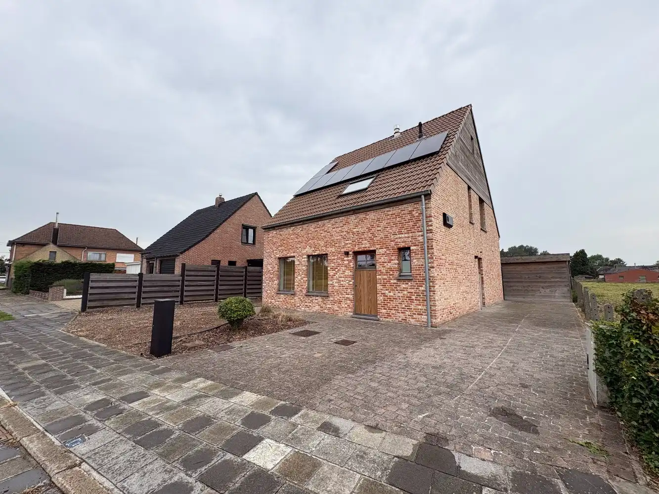 Alleenstaande woning met drie slaapkamers foto 19