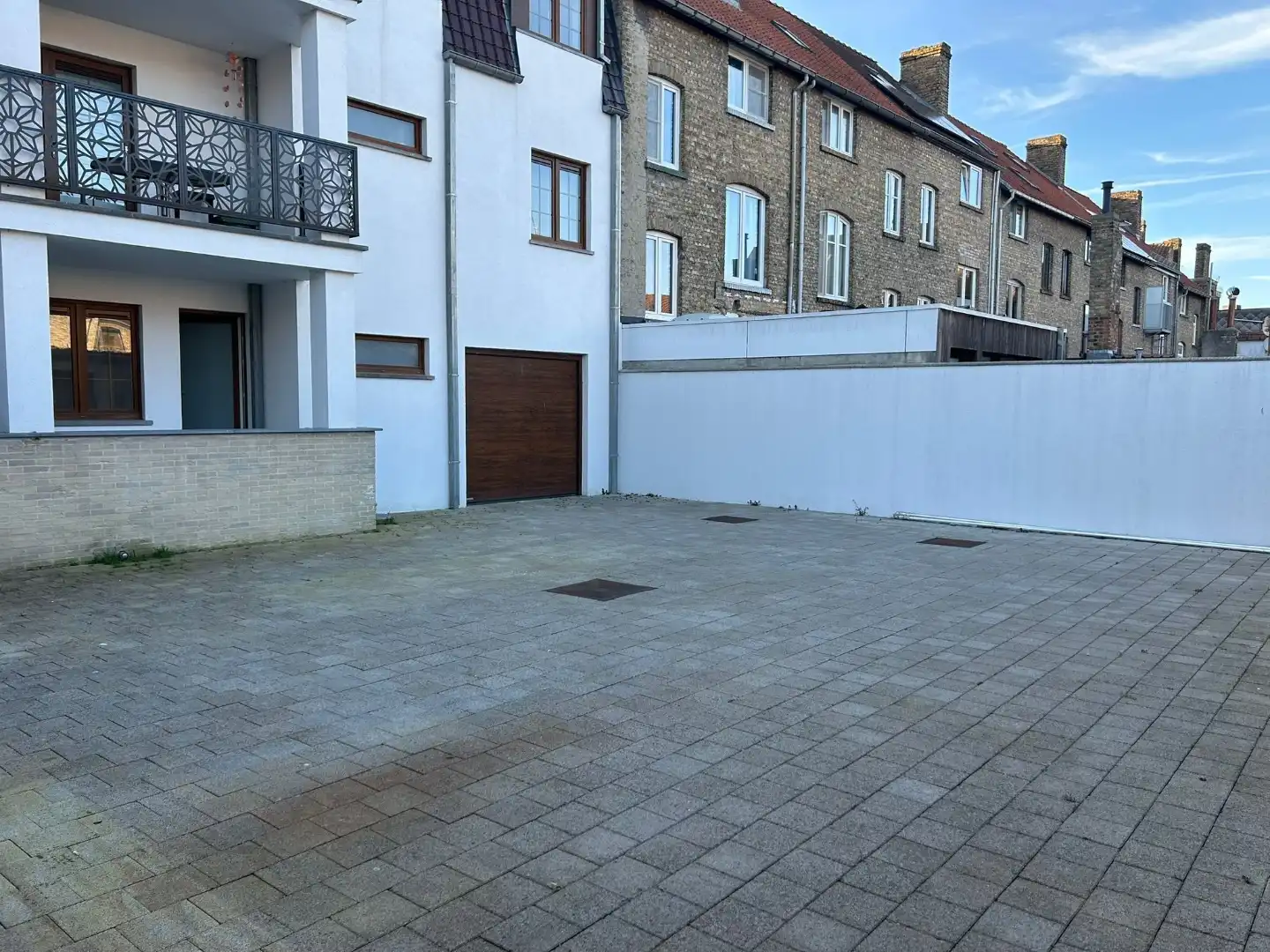 Centraal gelegen garagebox te Nieuwpoort-Stad foto 4