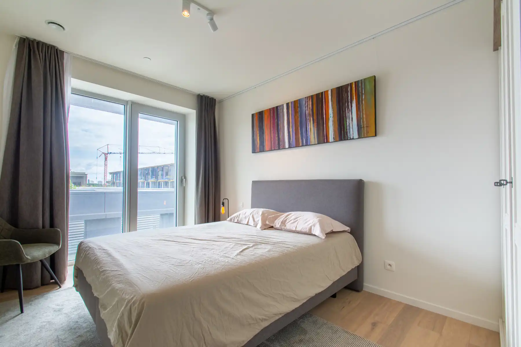 Gezellig gemeubeld 2-slaapkamer appartement met groot terras foto 14