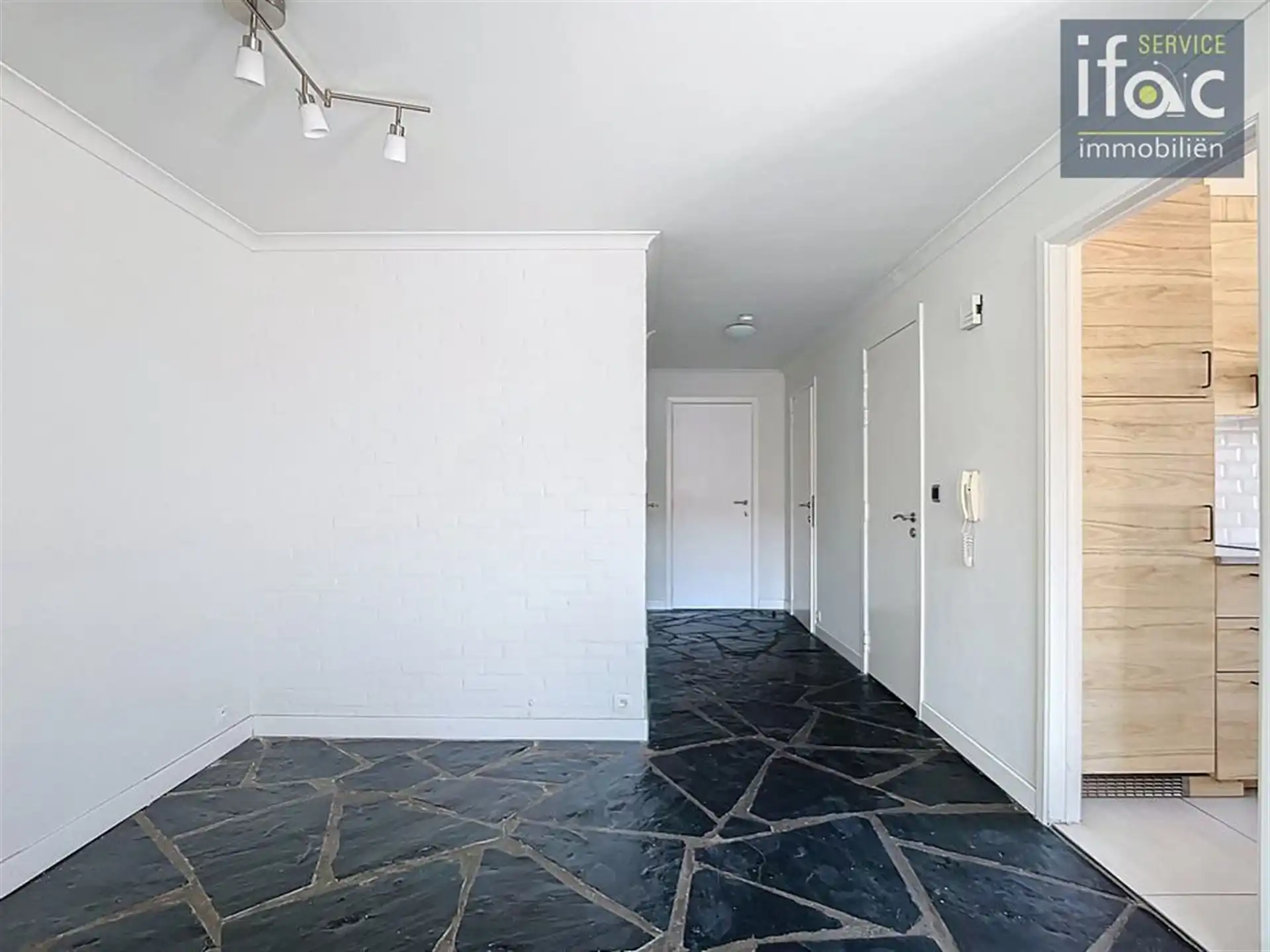 Geweldig gelegen appartement met twee slaapkamers  foto 9