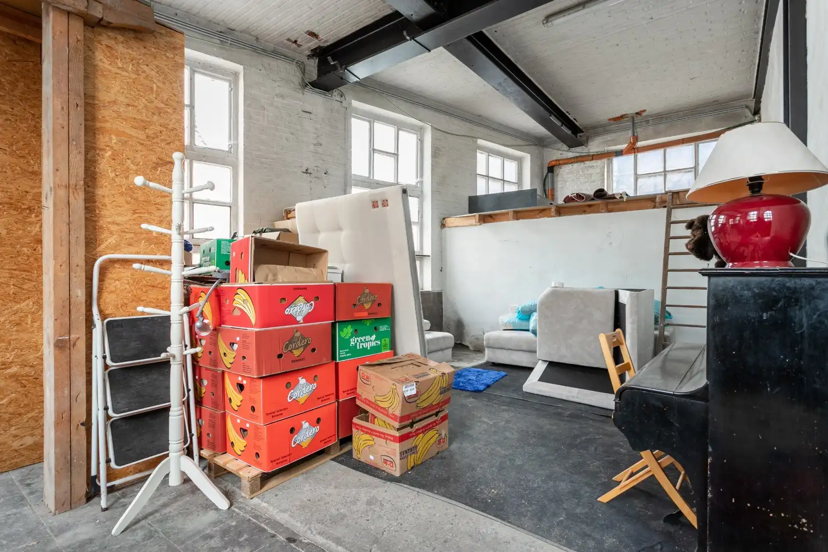 Opbrengsteigendom met gerenoveerde loft (EPC B) en atelier (100m²) naast het station van Braine-le-Comte foto 23