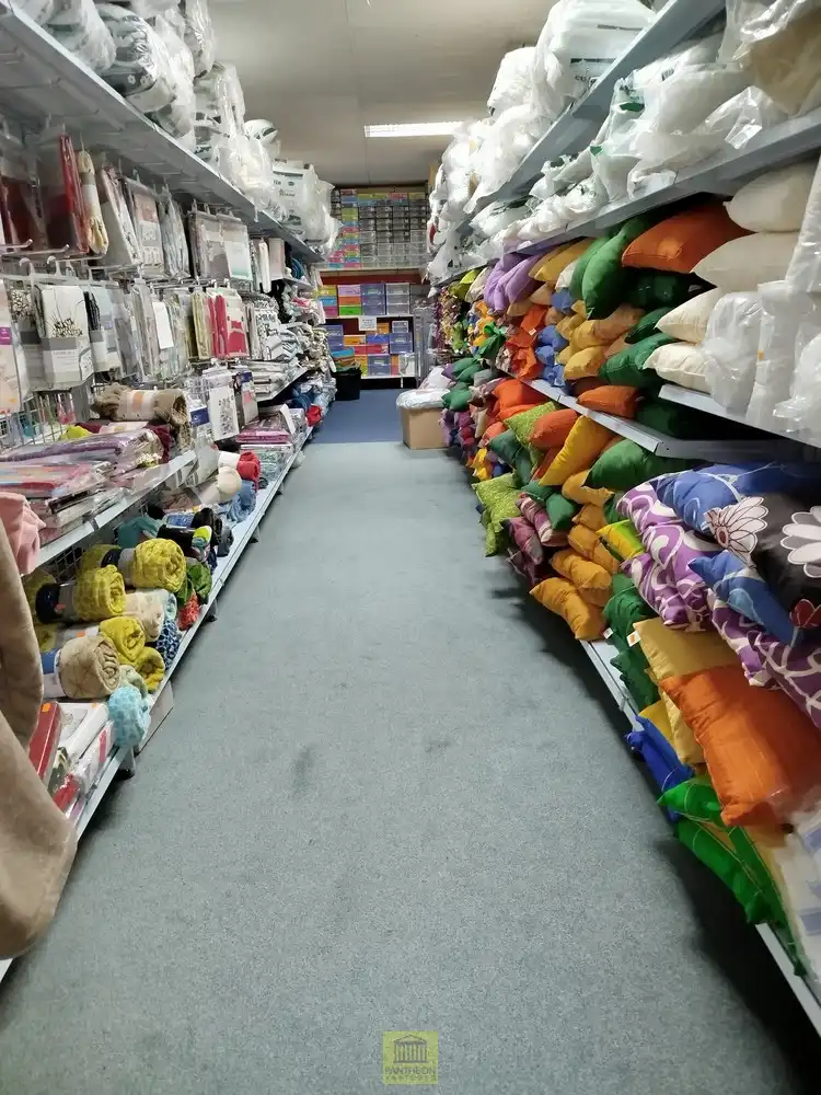 Uitzonderlijk ruim handelspand met woonst in Aalst – ideaal voor grootschalige retail foto 5