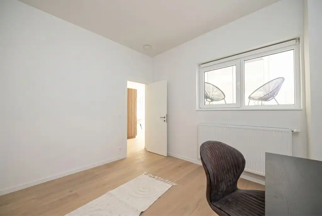 Kwalitatief gerenoveerd appartement te Pulhof foto 14