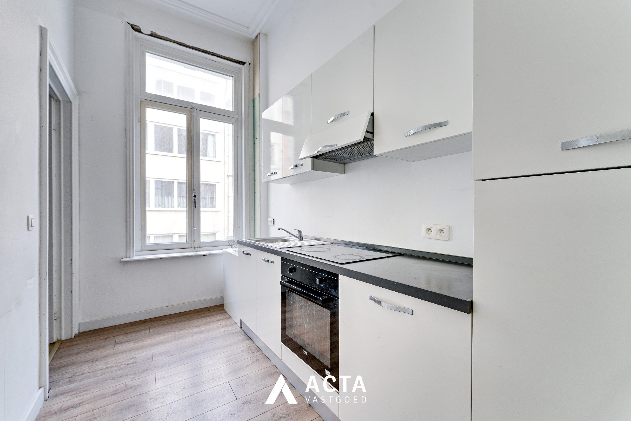 Gerenoveerde herenwoning met vier vergunde appartementen in hartje Oostende foto 20