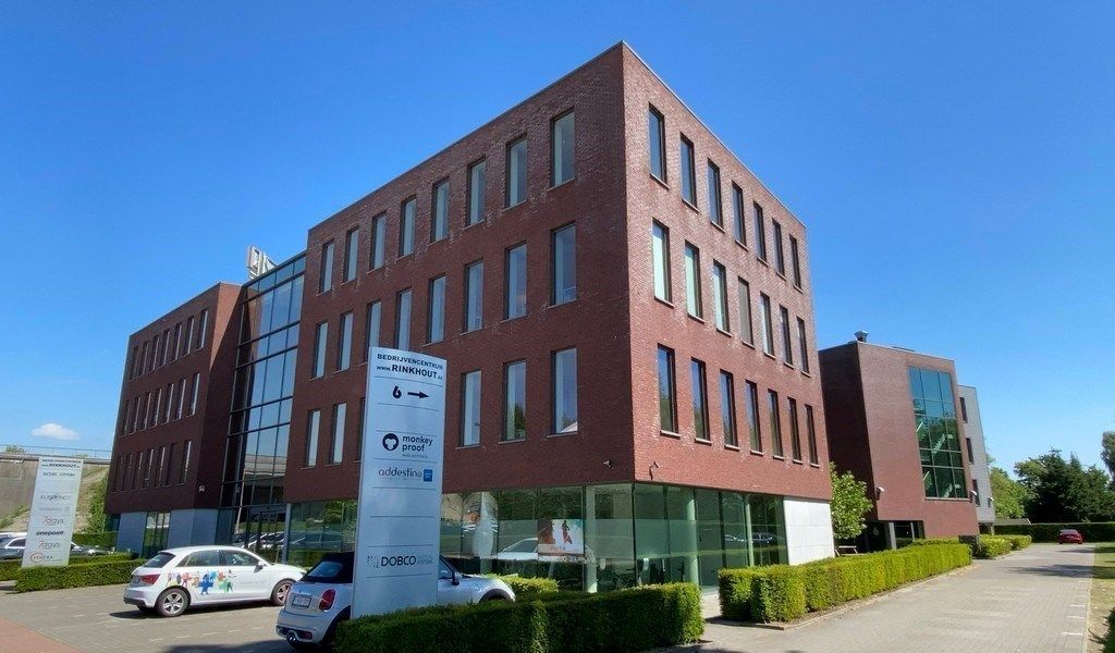 Ingedeelde kantoorruimte te huur vlakbij afrit E17 in Zele foto 18