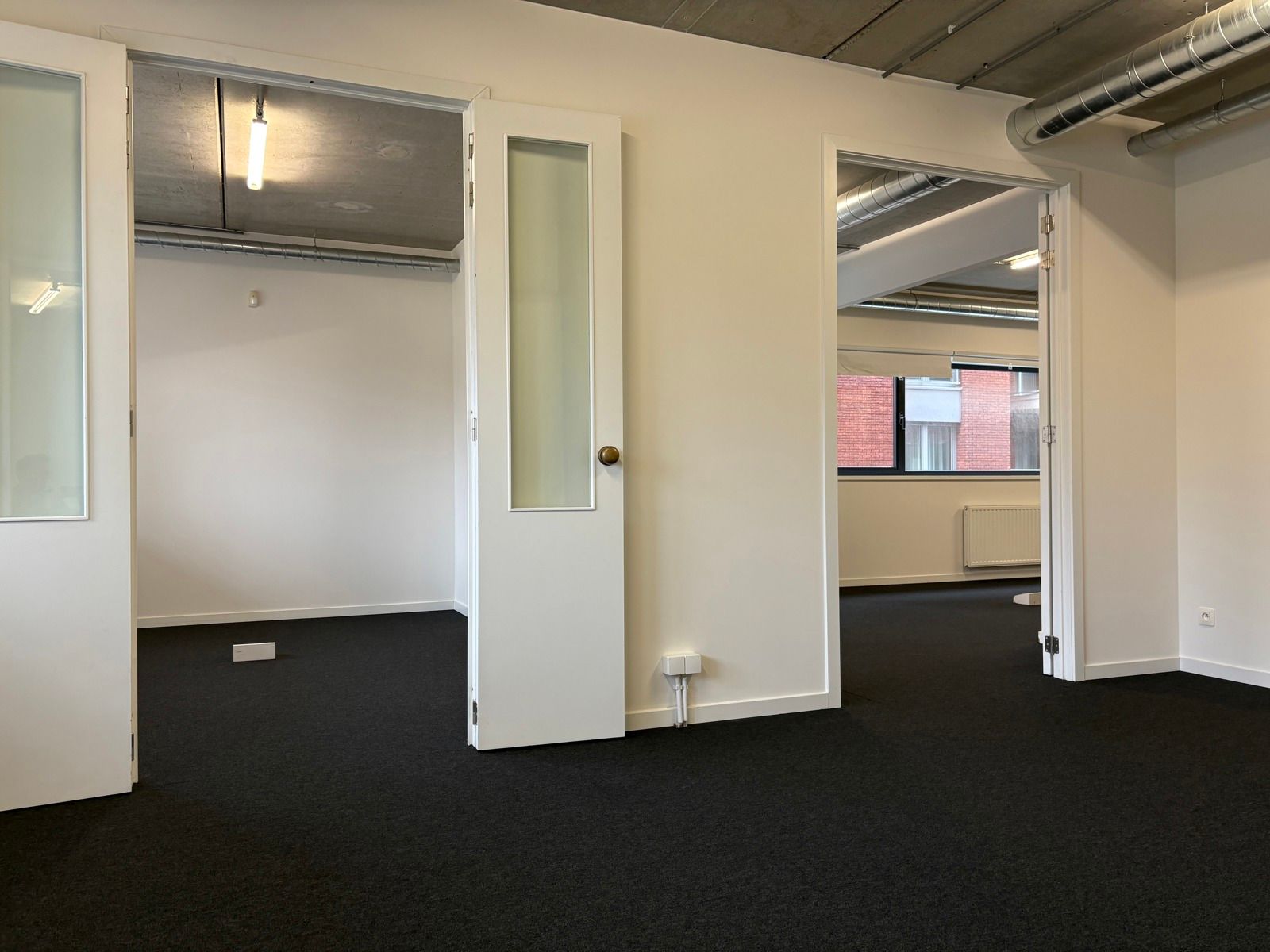 Modern kantoor met parkings foto 16