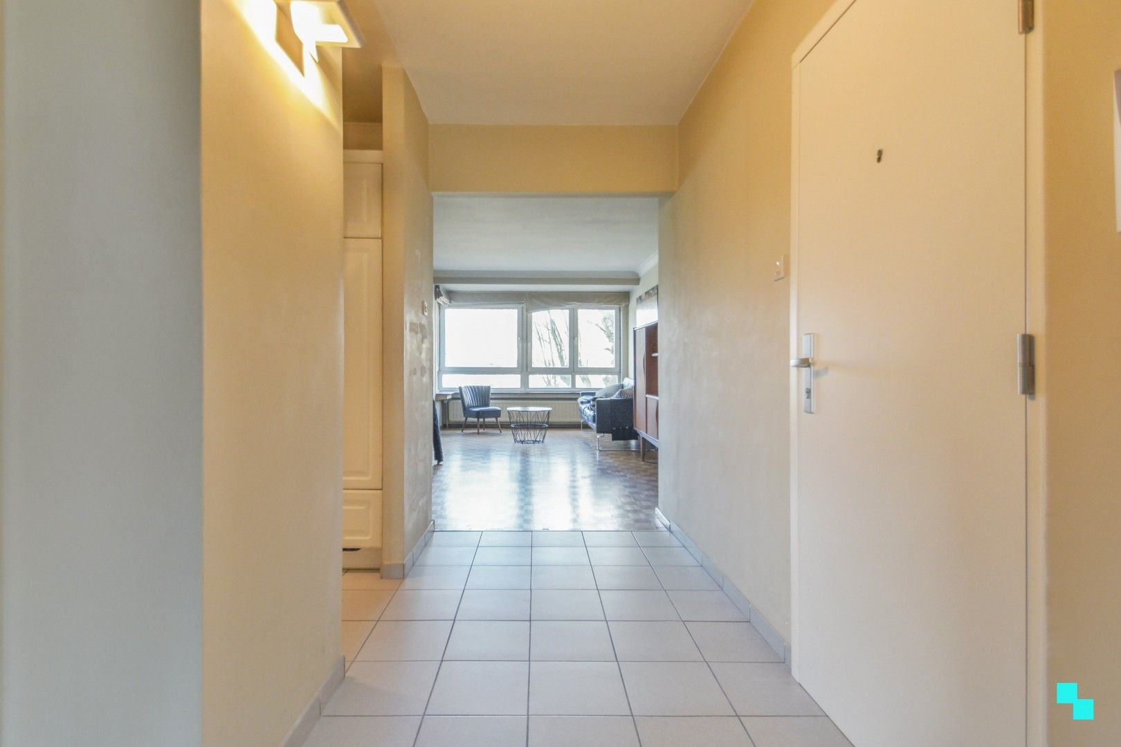 Appartement met garagebox op de Coupure foto 14