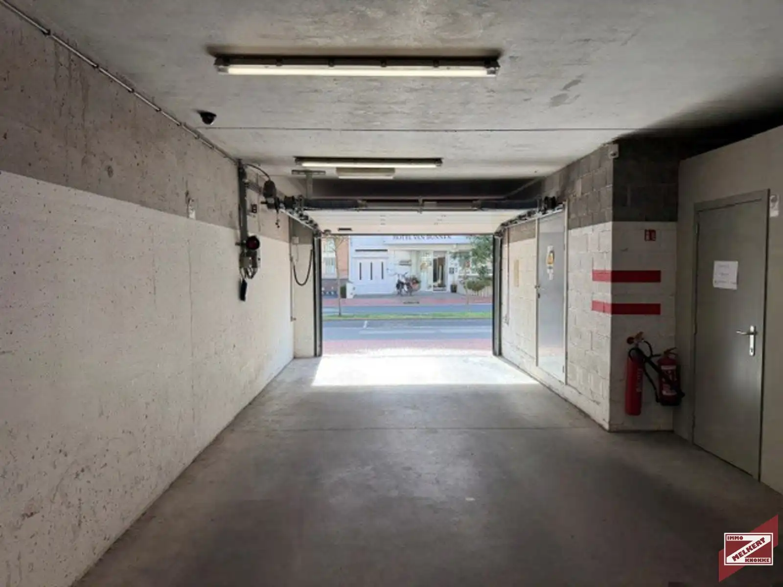 Parkeerplaats te huur foto 11