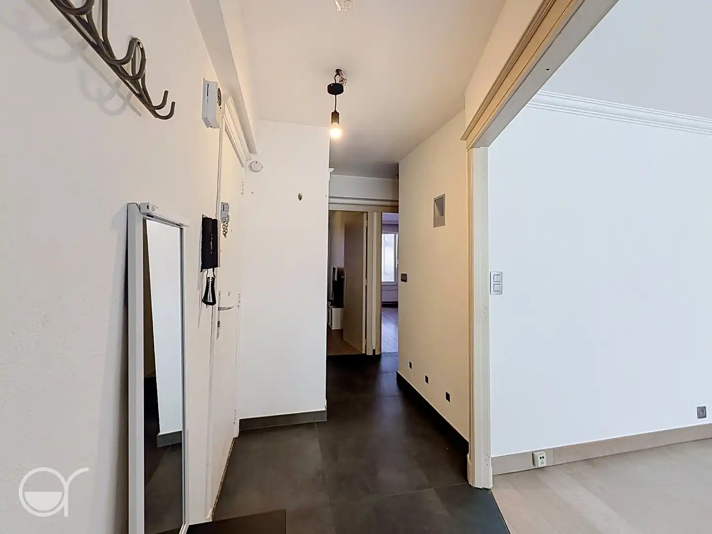 Twee slaapkamer appartement vlakbij het Zuidpark foto 4