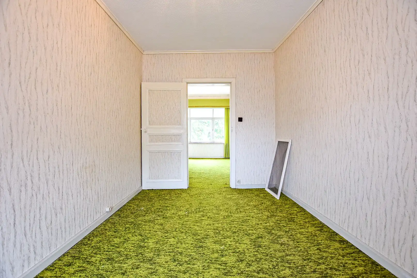 Zeer ruime te renoveren woning met statige gevel op 445 m² met zuid-west georiënteerde tuin. foto 12