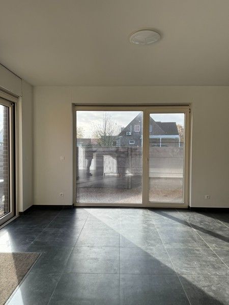 Nieuwbouw appartement van 120 m² op het gelijkvloers met 2 slaapkamers. foto 5